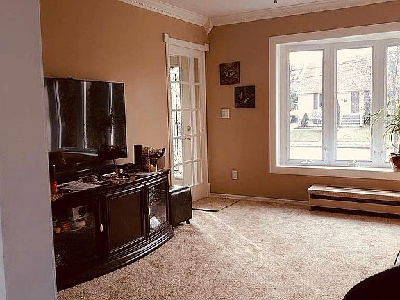 2nd image of 77 Lynton Road