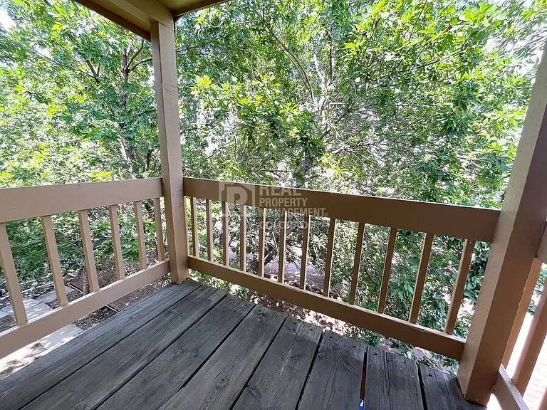 918 Tenderfoot Hill Rd #201 — Photo 17