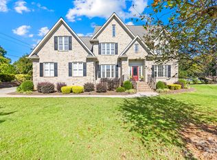 105 Mandarin Dr, Mooresville, NC 28117