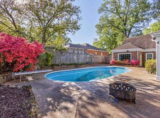 7630 Blackberry Farm Rd, Germantown, TN 38138