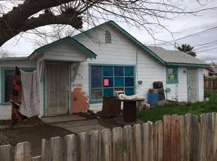 305 W Baker St, Coalinga, CA 93210