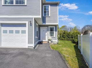 10 Knights Way #10, Swansea, MA 02777