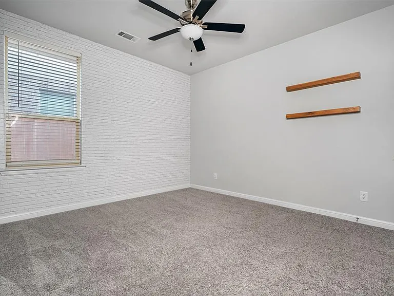 7100 Thomas Paine Rd — Photo 29