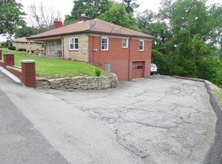 123 Crossridge Rd, Charleroi, PA 15022