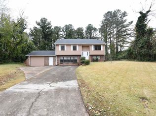 992 Brighton Dr, Lawrenceville, GA 30043