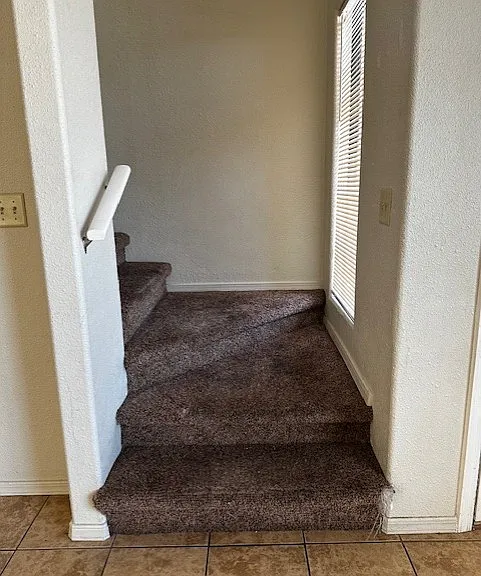 240 Val Verde St #B — Photo 8
