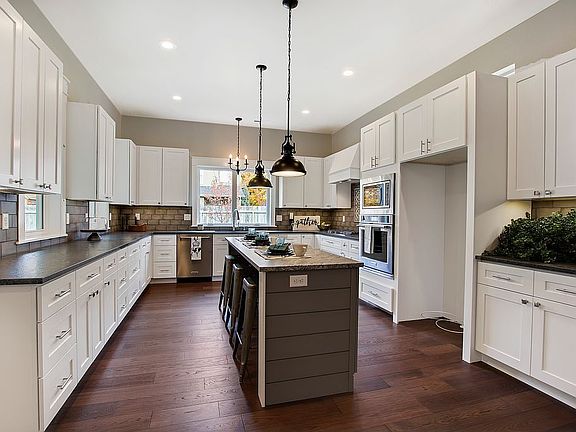 Kitchen and Island
