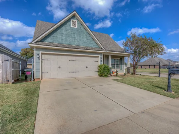 300 Perfect Pl, Bossier City, LA 71111