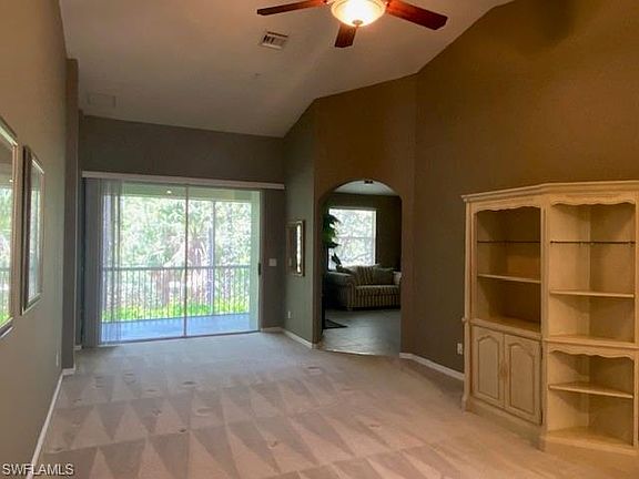 5th image of 1415 Mariposa CIR #202