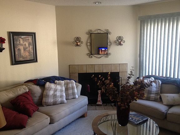 2nd image of 3750 El Camino Real APT D3