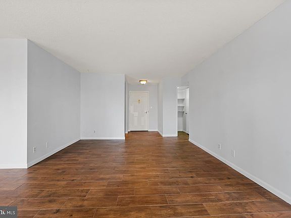 4th image of 5901 Mount Eagle Dr APT 206
