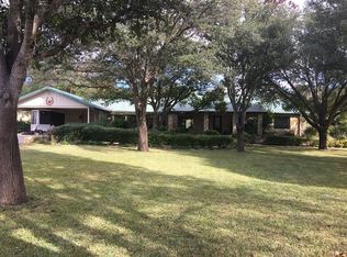 300 Lazy Creek Loop W, Ingram, TX 78025