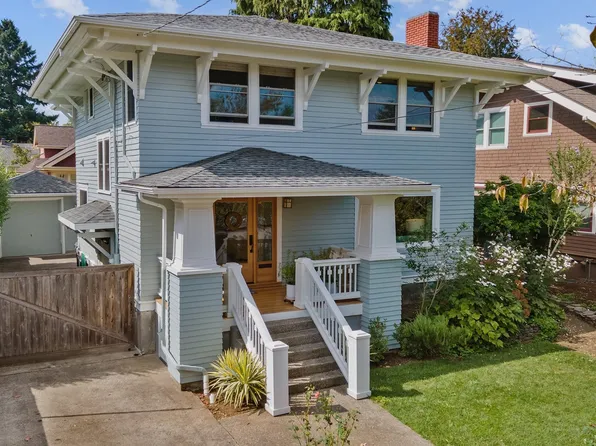 3163 NE Regents Dr, Portland, OR 97212