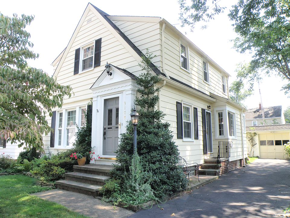 1st image of 3179 W 160th St