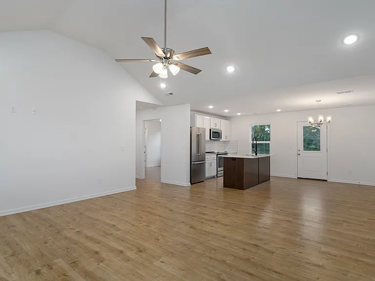 1338 S Tanner Dr — Photo 12