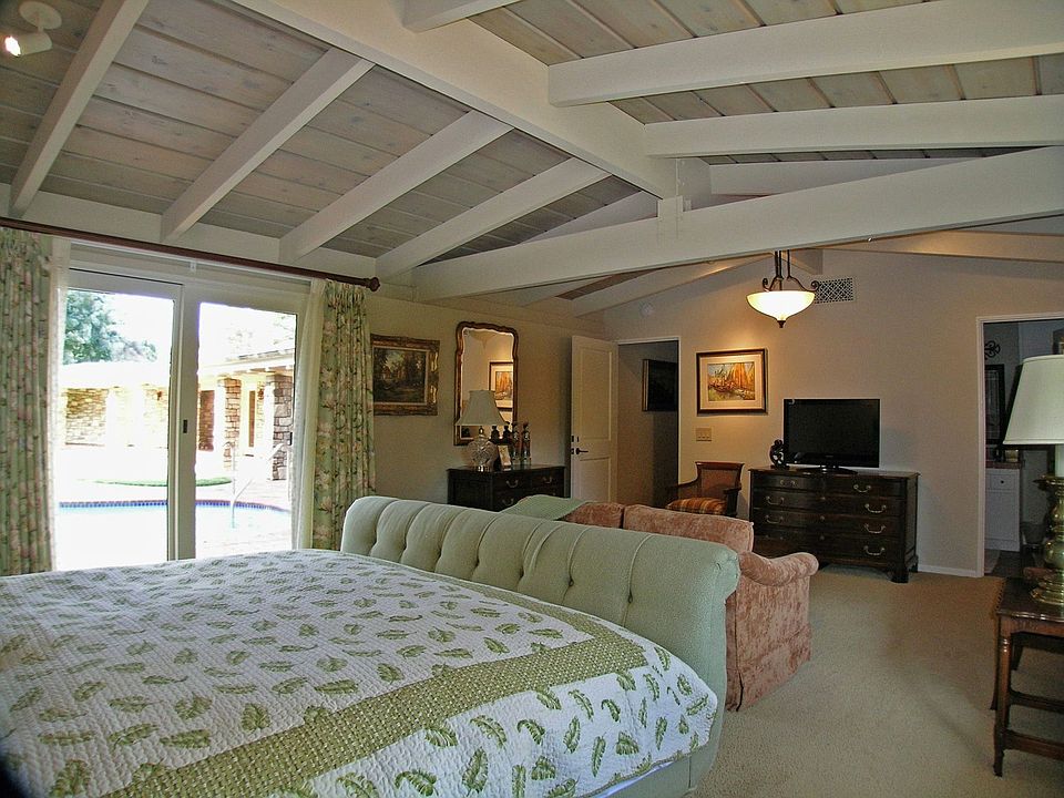 Large Guest Suite