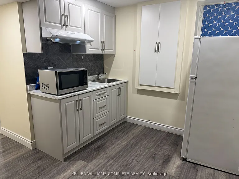 37 Allegro Dr — Photo 7