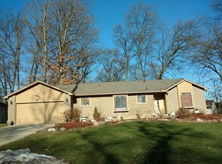 1545 Oak Grove Dr, Walled Lake, MI 48390