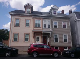 530 E 4th St, South Boston, MA 02127