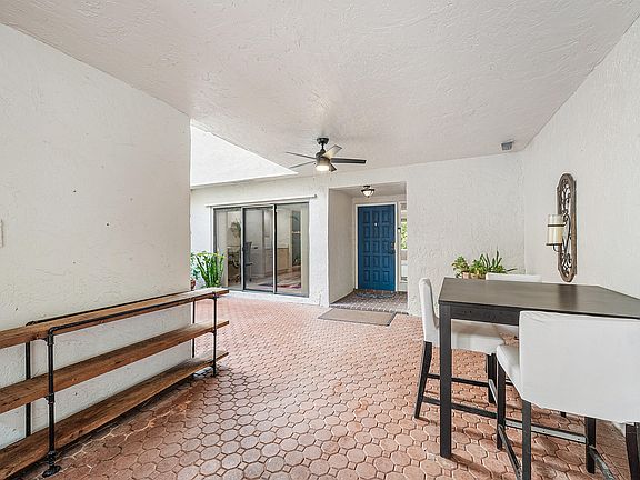 5th image of 6595 Parkview Drive #D