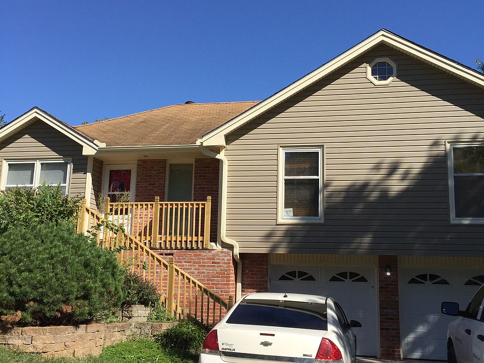 1st image of 709 Manzanola Ln