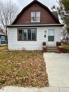 417 3rd Ave W, Mobridge, SD, 57601