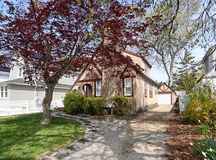 987 Kings Pkwy, Baldwin, NY 11510