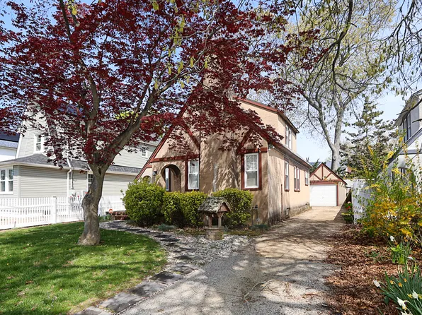 987 Kings Pkwy, Baldwin, NY 11510