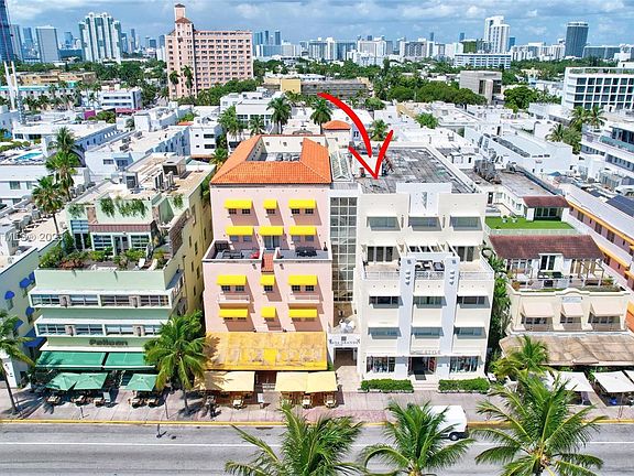 5th image of 834 Ocean Dr #212