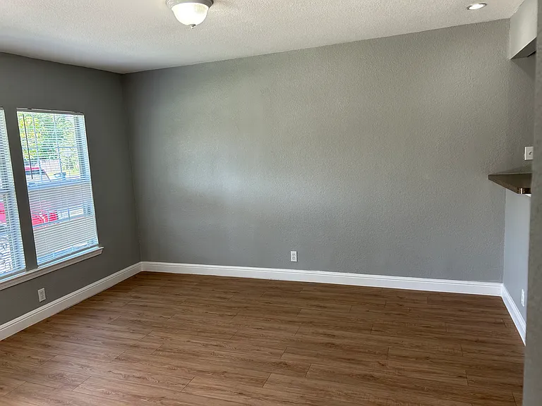 1216 W Pafford St — Photo 5