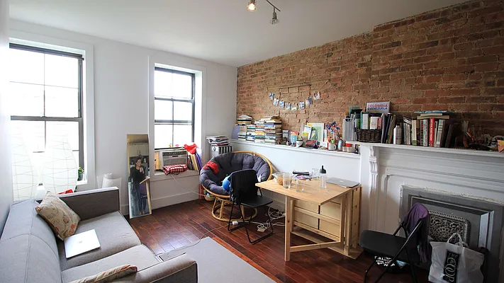 Rented by True Real Estate Group | media 10