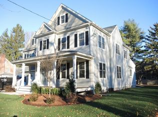 38 Mayflower Rd, Needham, MA 02492