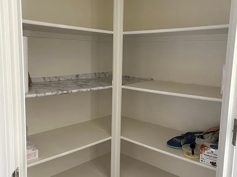 Walk-in pantry