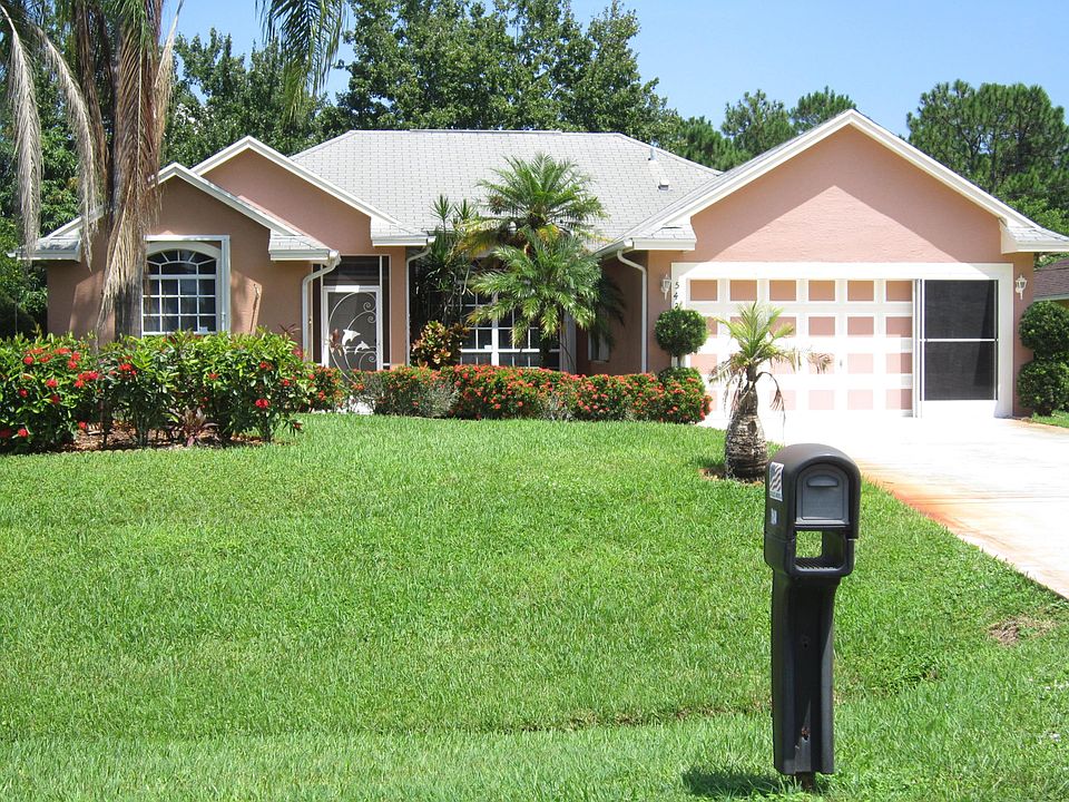 1st image of 542 SE Nome Drive