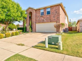 3945 Irish Setter Dr, Fort Worth, TX 76123