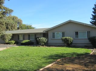 2460 Scarlet Rd, Gilroy, CA 95020