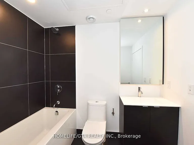 20 Edward St #708 — Photo 26