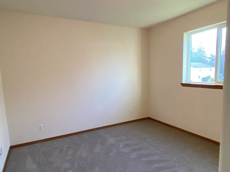 1314 NW Falls Creek Loop — Photo 9