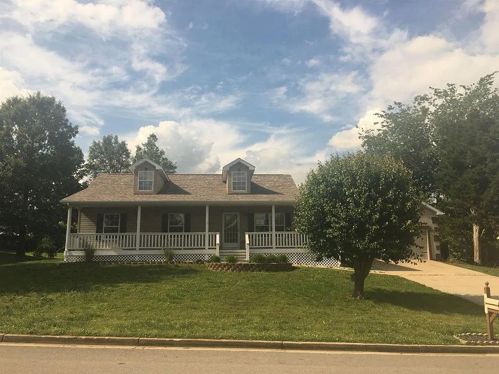 3 bed, 1512 sqft, $1,500 — Photo 1