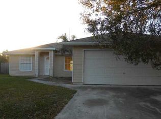 712 NW Virginia St, Port Saint Lucie, FL 34983
