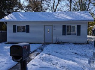 1207 Robert St, Mount Pleasant, MI 48858