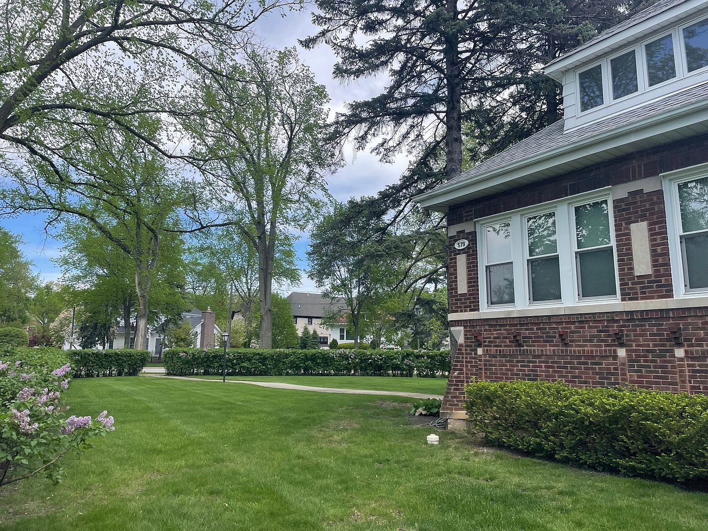 かいらっしゃ￼ 579 S Kearsage Ave, Elmhurst, IL 60126 | Zillow