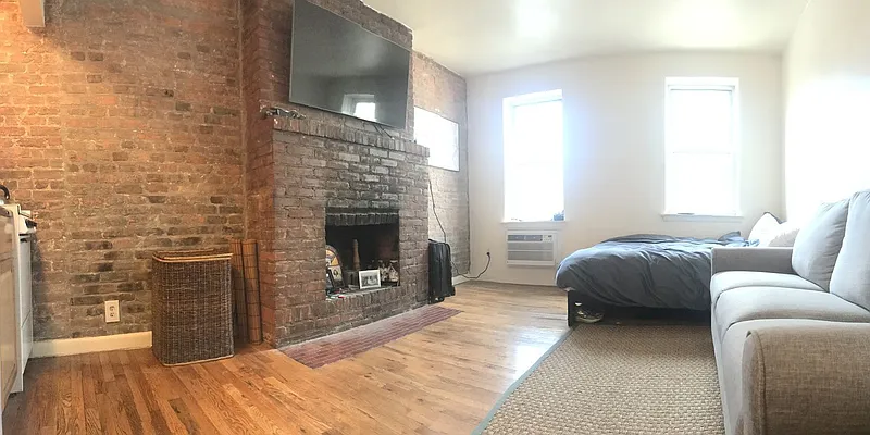 Rented by The Search D&M | media 10