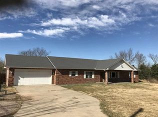 1802 E 4th St, Sulphur, OK 73086