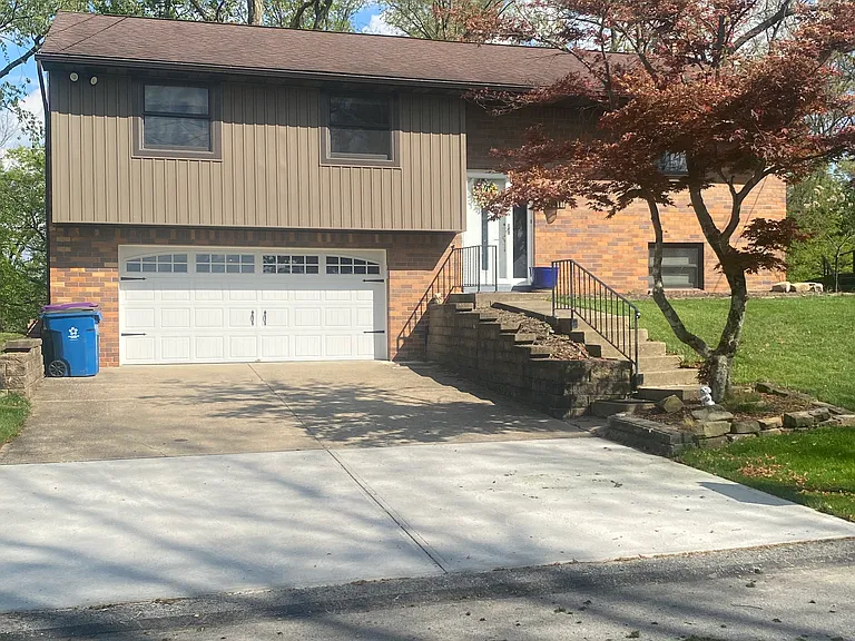 669 Blue Ridge Rd — Photo 1