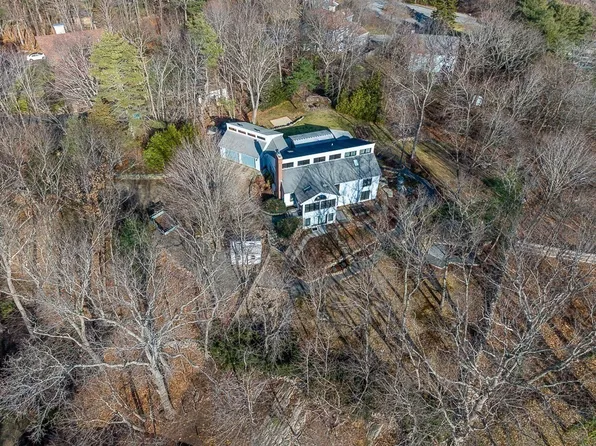 3 Whitman Pl, Beverly, MA 01915