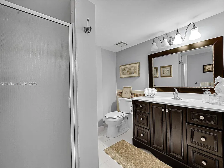3200 N Port Royale Dr N #1009 — Photo 18