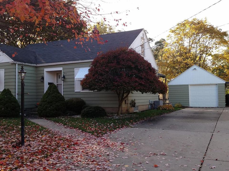 1st image of 3115 Locke Ave SW