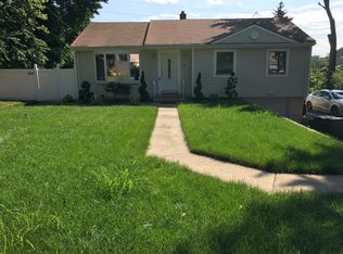 31 Marion Rd, Montvale, NJ 07645