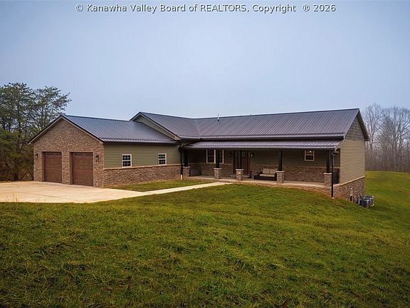 2nd image of 2885 Emma Rd